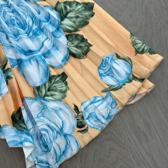 L'IDEE Boheme Yellow Floral Pleated Gown Maxi Dress Halter - Size US 4 - Picture 6 of 10